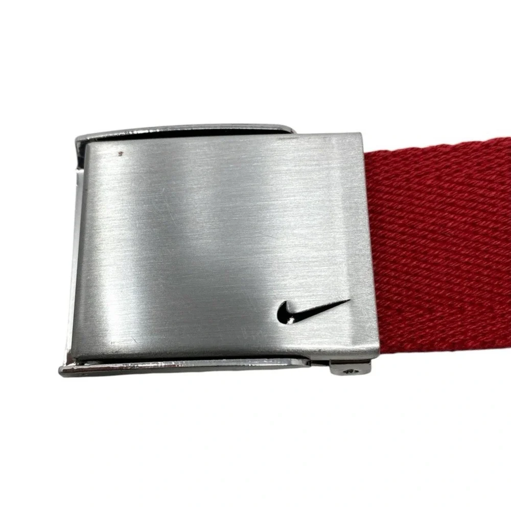 Nike Mens Red Webbed Golf Belt One Size Adjustable Silver Tone Buckle 43